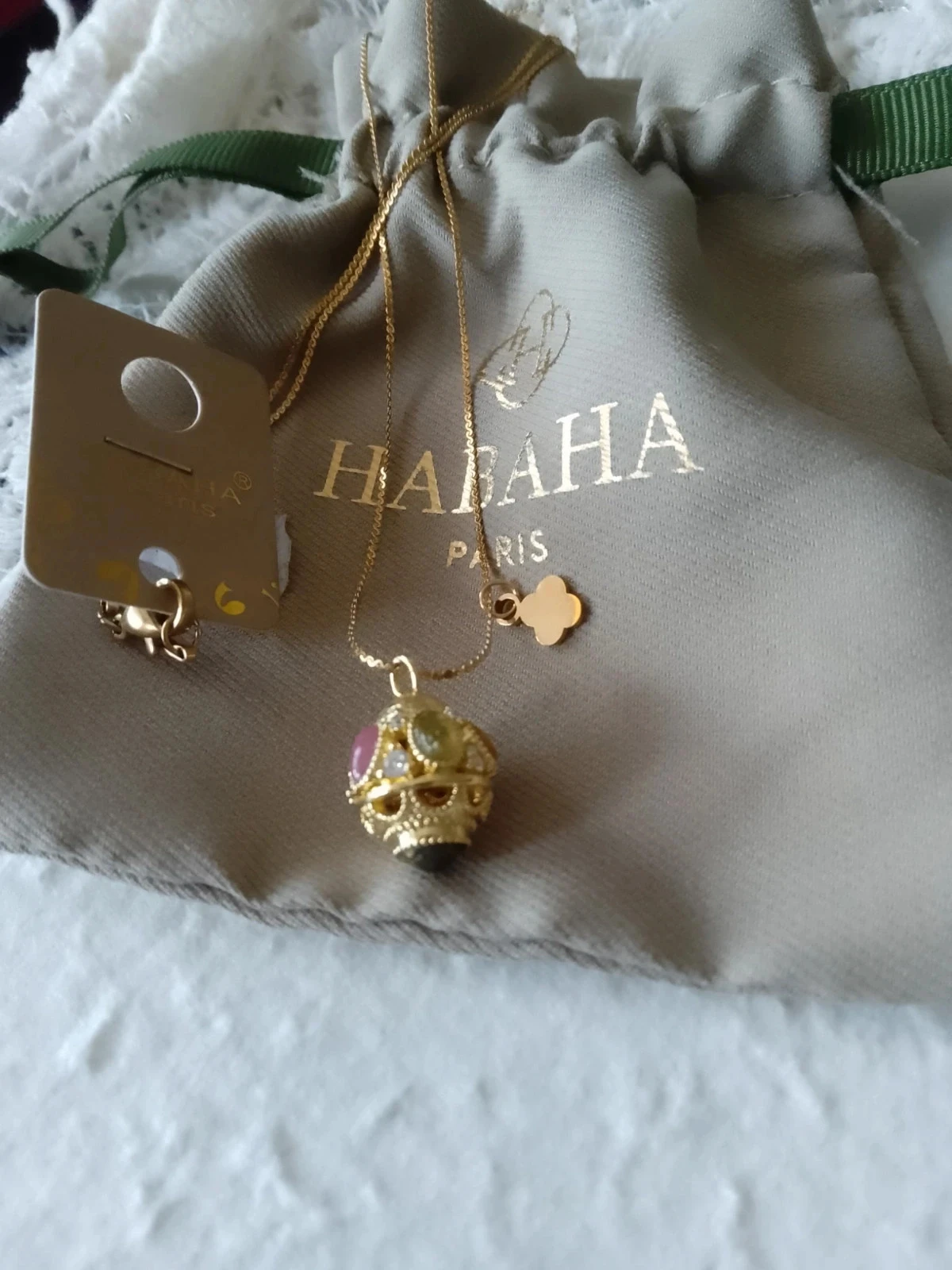 Goudkleurige talisman ketting met natuurlijke stenen Habaha – photo 2